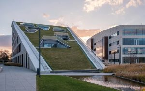 Innovative disruption and sustainability - University of the Built Environment