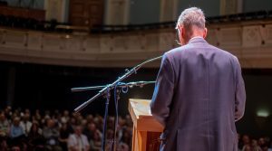 Speaking at University of the Built Environment’s summer 2026 graduation, Richard Kauntze, former Chief Executive of the British Council for Offices and UBE Honorary Fellow, shared the career lessons he learned from nearly four decades in property, from serendipity and timing to the quiet power of recognising other people’s work.